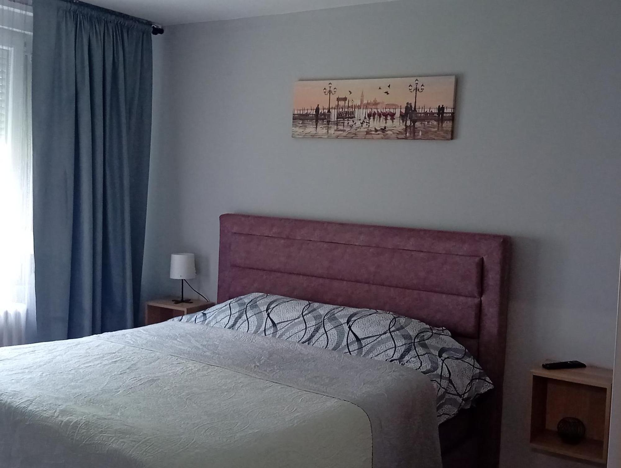 Sunshine Apartment Kragujevac Exterior foto